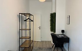 Modernes Apartment Mit Garage & Ps4 Von Stay Your Way